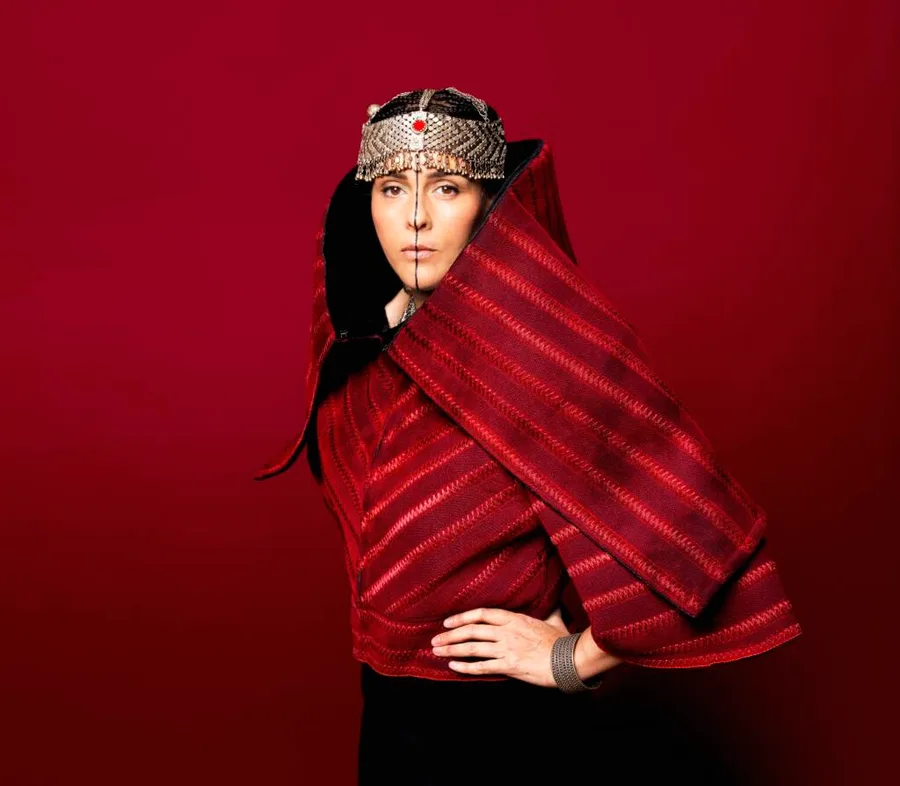 Portrait de Souad Massi en concert