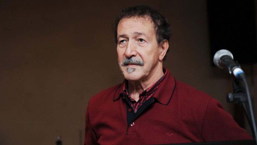 Portrait de Lounis Aït Menguellet